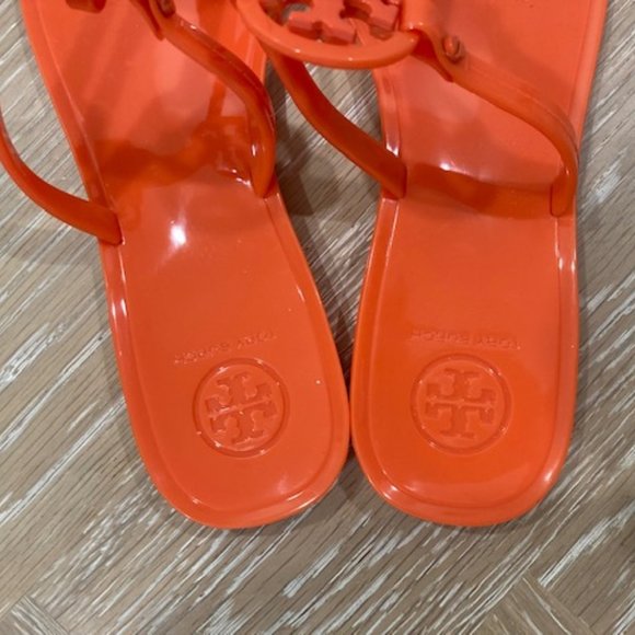 Tory Burch Orange Mini Miller Jelly Sandal, Thong Flip Flop Patent Leather Sz 6M - Picture 7 of 9